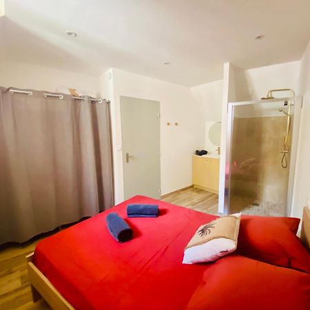 Les Appartements Du Vieux Poussan Exteriér fotografie