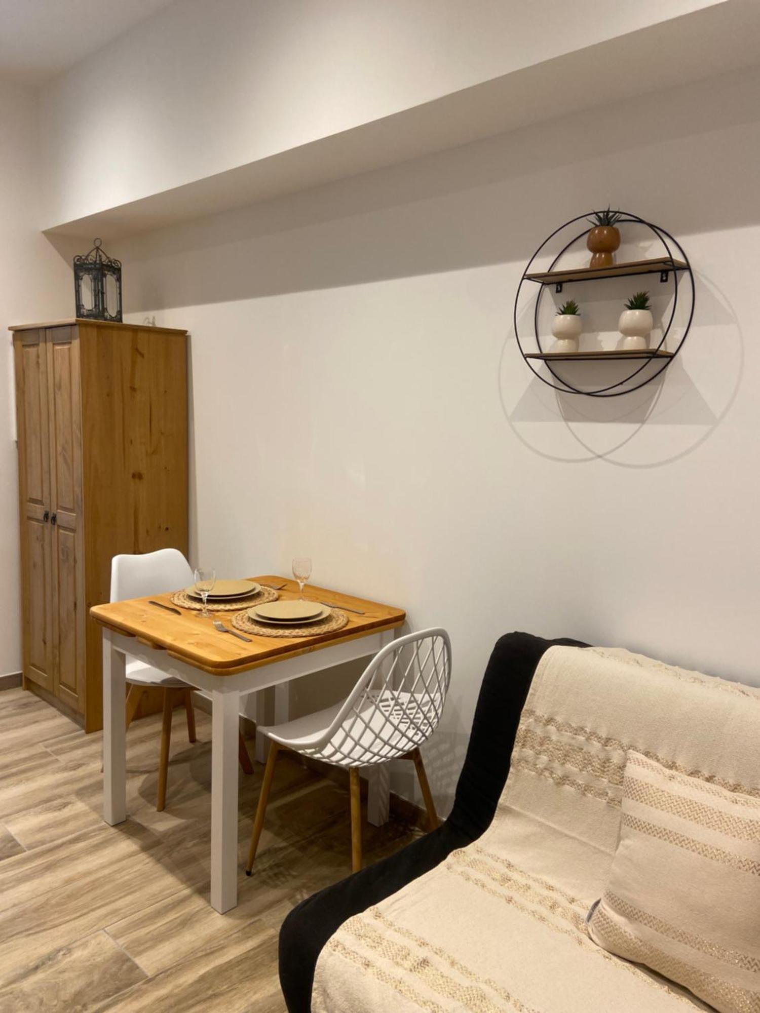 Les Appartements Du Vieux Poussan Exteriér fotografie