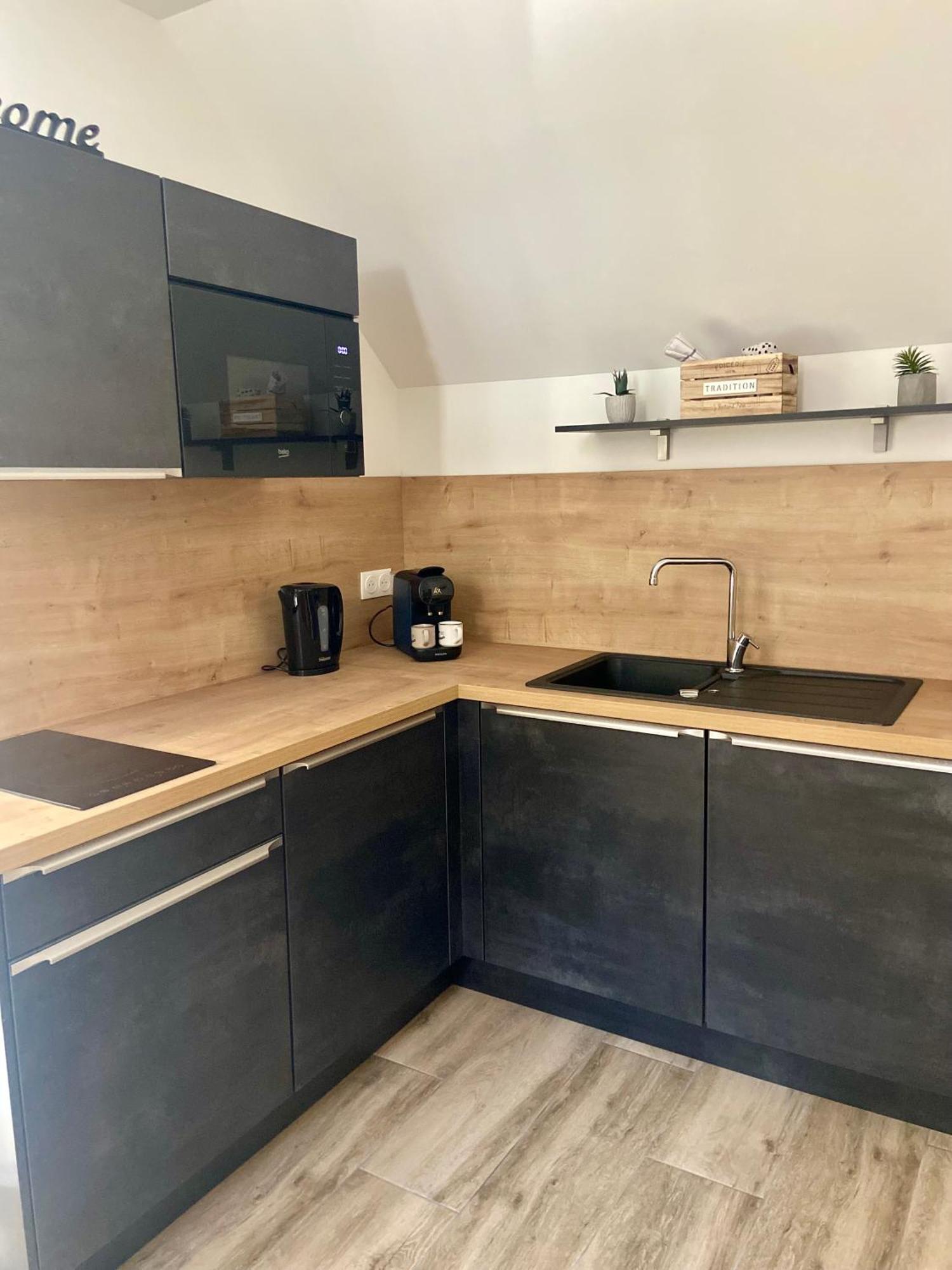 Les Appartements Du Vieux Poussan Exteriér fotografie